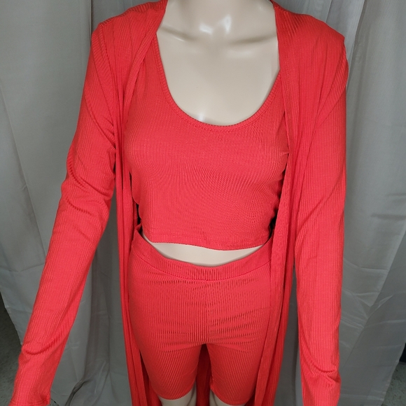 3 piece set - Picture 2 of 3